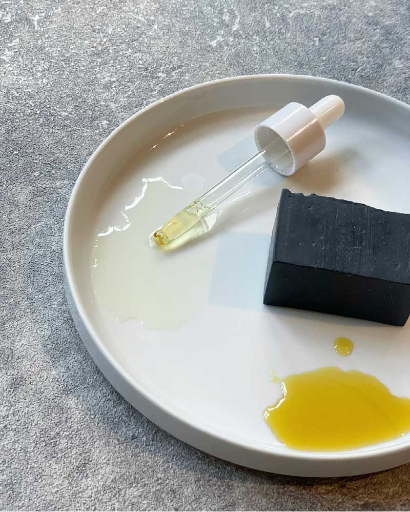 Tamanu Oil for Skin Healing - 2 min read